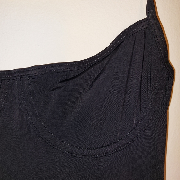 VictoriasSecret Mesh Side Cut Out One Piece Swimsuit Black Size S - Picture 4 of 9